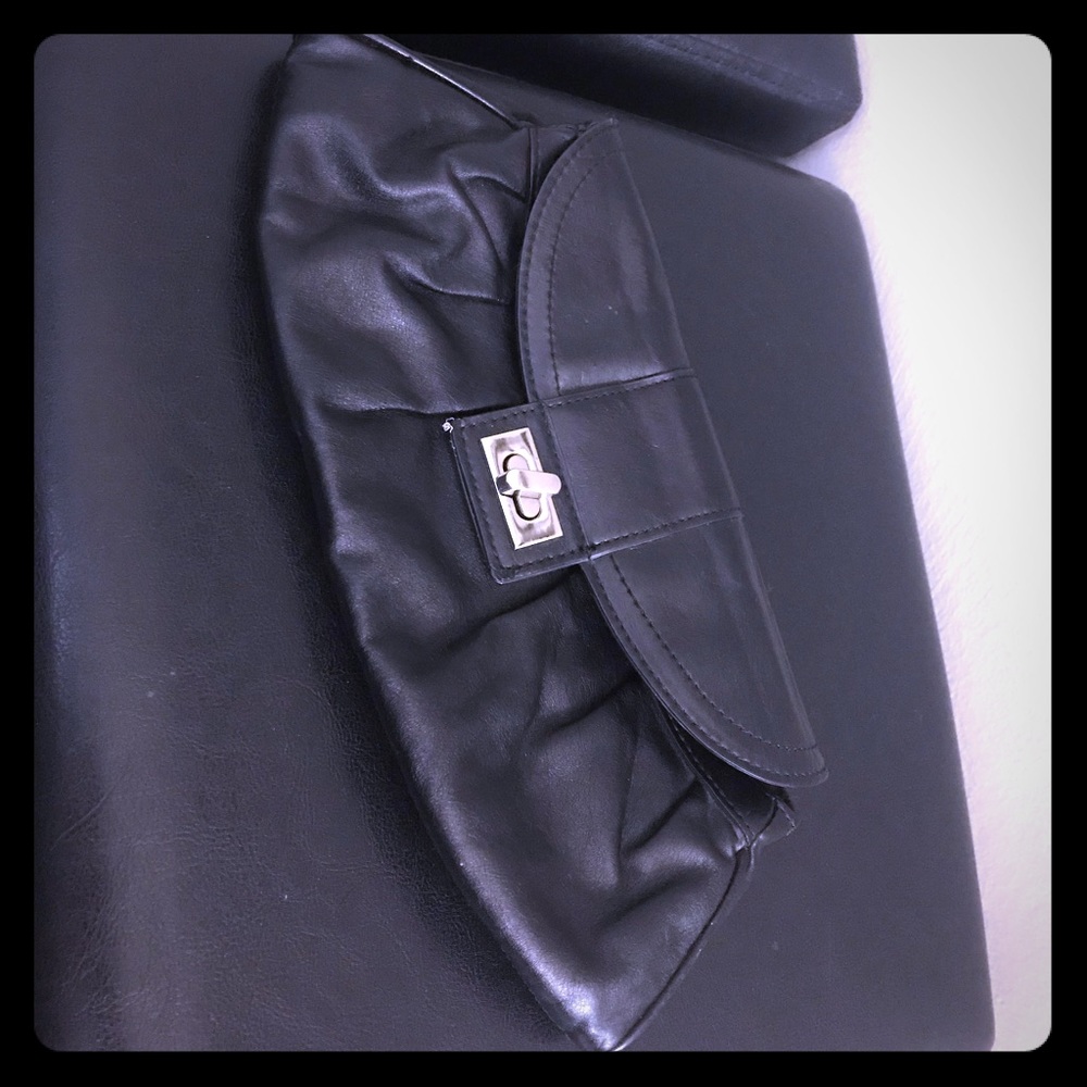 Classic black clutch